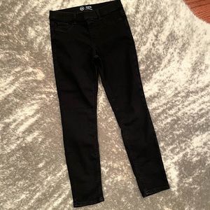 5/$25 Girls Black Jeggings